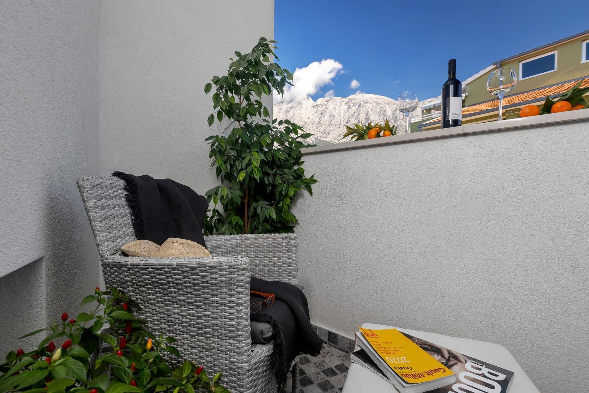 Apartments Strada Tučepi エクステリア 写真