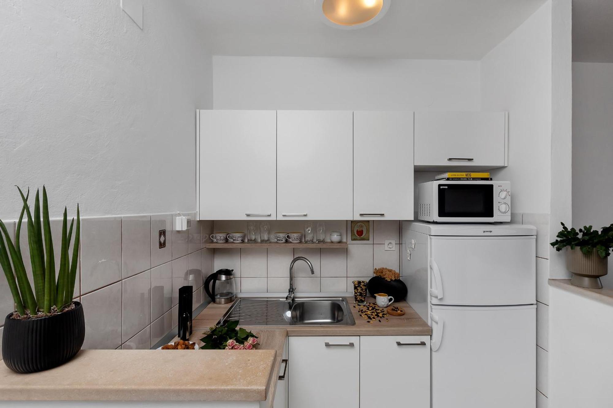 Apartments Strada Tučepi 部屋 写真