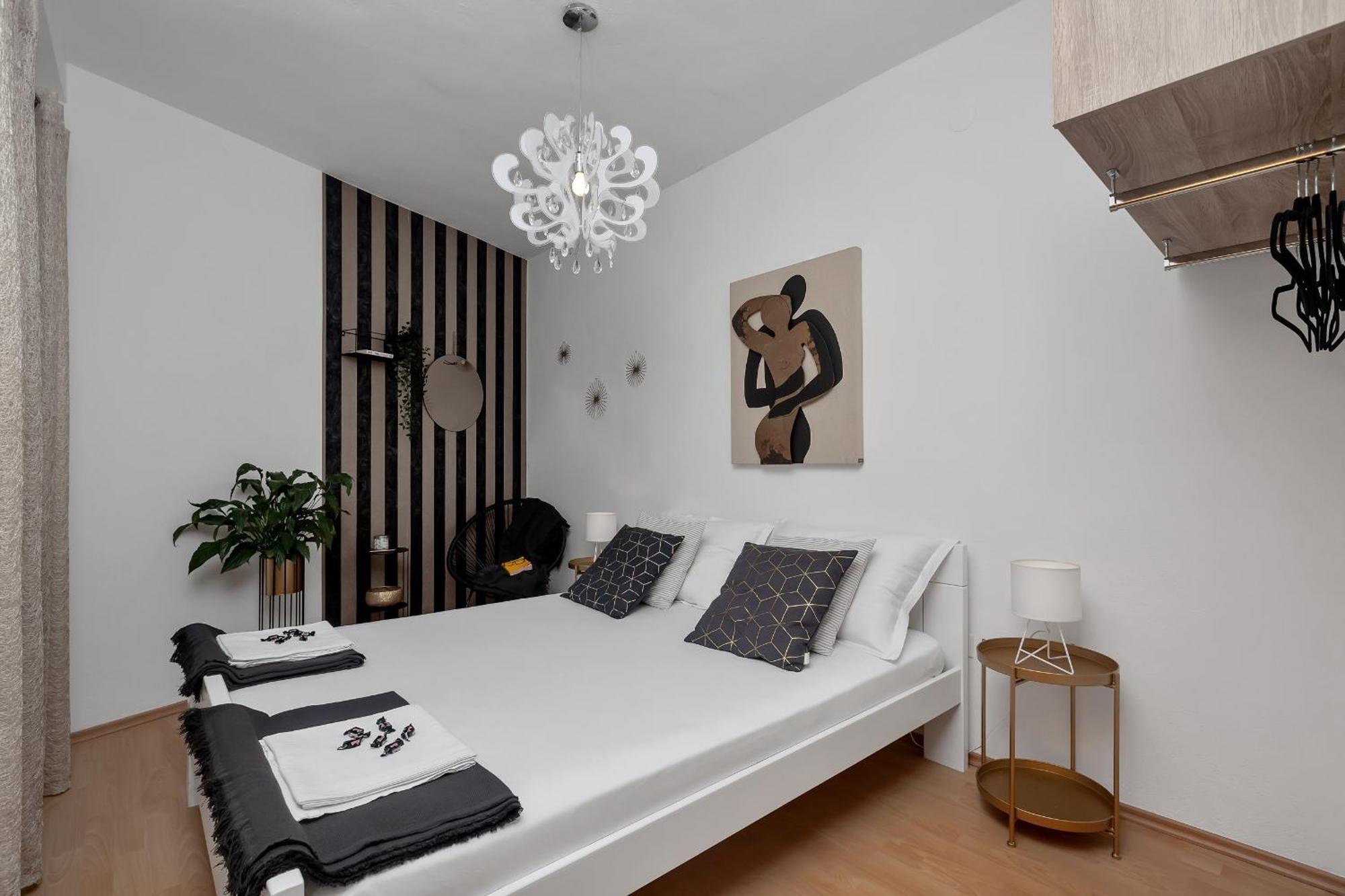 Apartments Strada Tučepi 部屋 写真