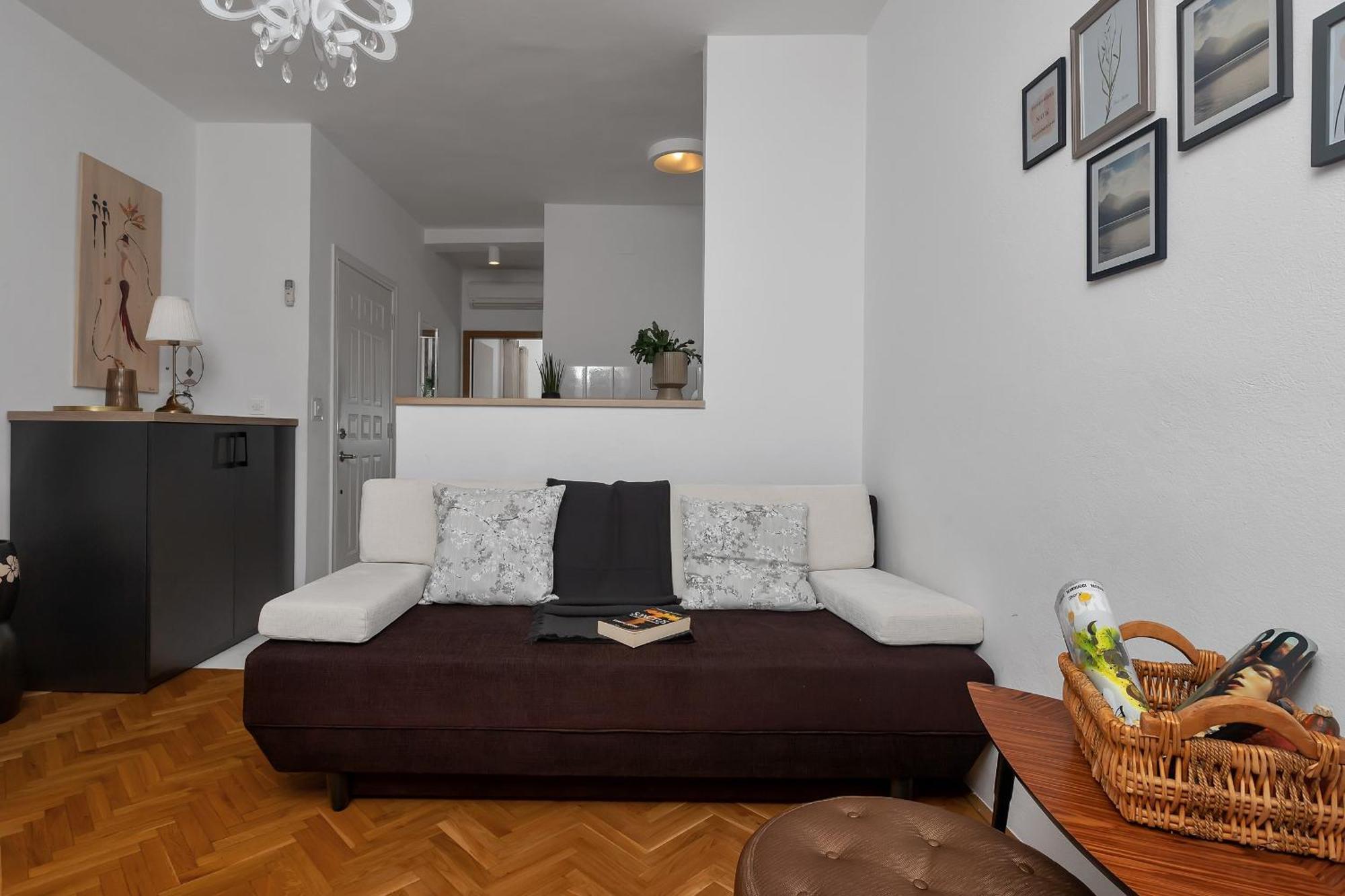 Apartments Strada Tučepi 部屋 写真