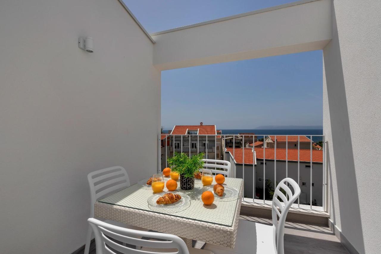 Apartments Strada Tučepi 部屋 写真